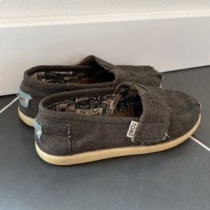 Toms size 11